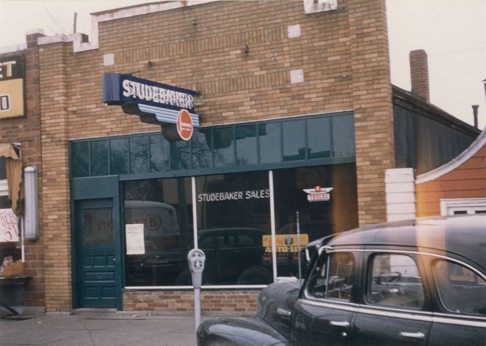 history of Iowa, Iowa History, Motorized Vehicles, Businesses and Factories, car, business, Waverly, IA, Iowa, studebaker, Waverly Public Library