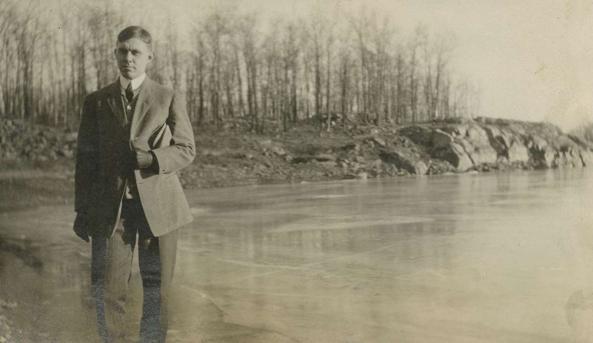Travel, lake, history of Iowa, Iowa History, New Haven County, CT, Lakes, Rivers, and Streams, Iowa, McMurray, Doug, Portraits - Individual