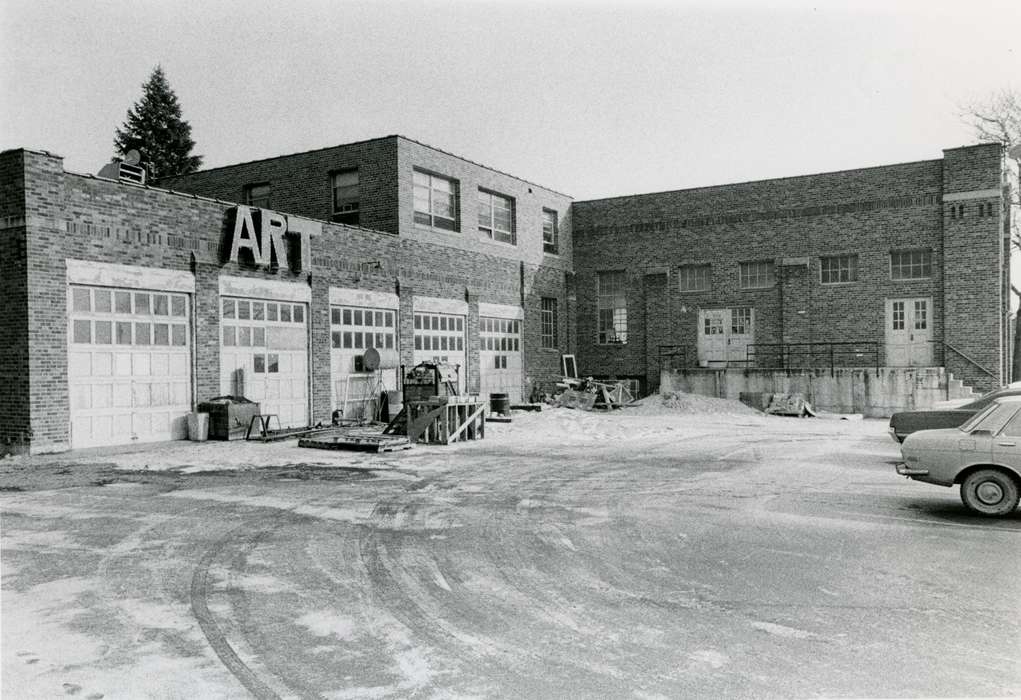 art, Iowa, garage, UNI Special Collections & University Archives, state college of iowa, university of northern iowa, car, Cedar Falls, IA, history of Iowa, art building, Iowa History, studio