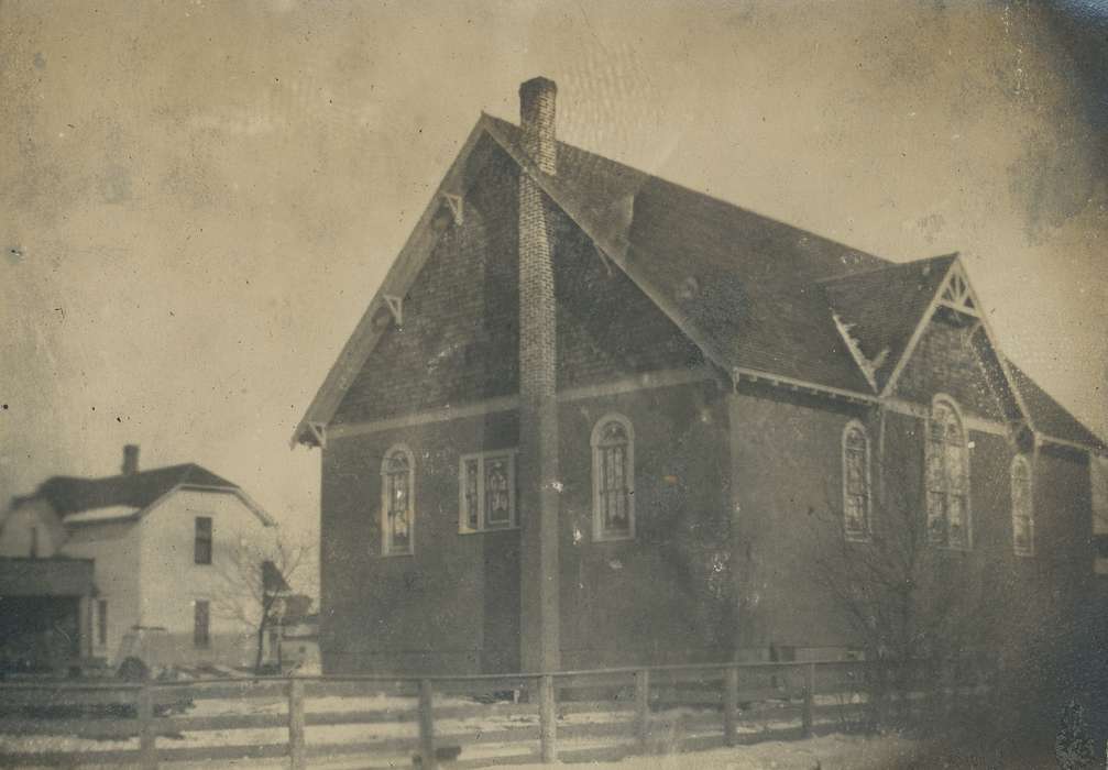 IA, Iowa, chimney, house, fence, Cities and Towns, Neessen, Ben, history of Iowa, Iowa History