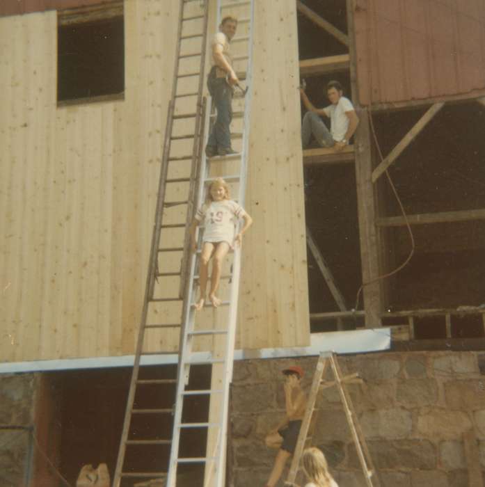 history of Iowa, Iowa History, Charles City, IA, Darland, Robin, Barns, Iowa, Farms, ladder, construction, Labor and Occupations