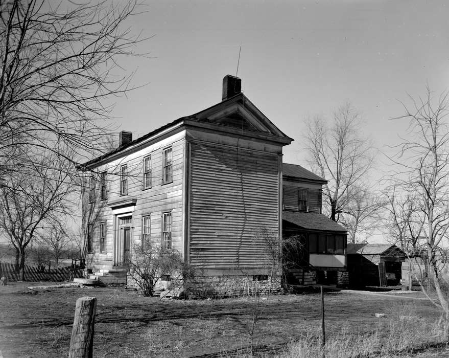 hotel, shed, history of Iowa, Lemberger, LeAnn, steps, Farms, Iowa, Businesses and Factories, fence, Iowa History, tree, Eldon, IA