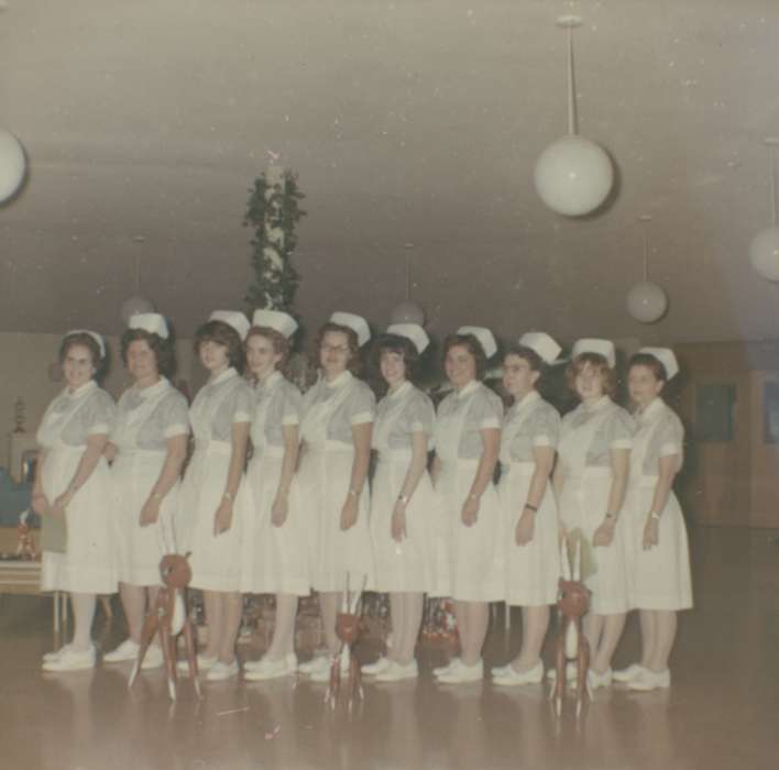 Hospitals, nurse, history of Iowa, nurses, Iowa, USA, Spilman, Jessie Cudworth, lobby, Iowa History, Portraits - Group