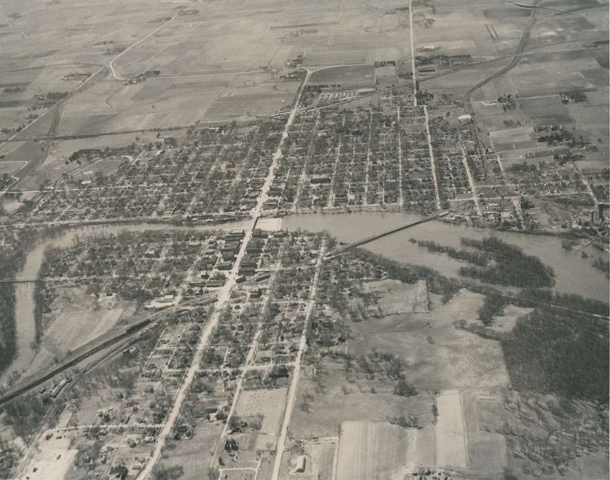 history of Iowa, aerial shot, Waverly Public Library, Iowa, Aerial Shots, city, Iowa History, correct date needed, cedar river