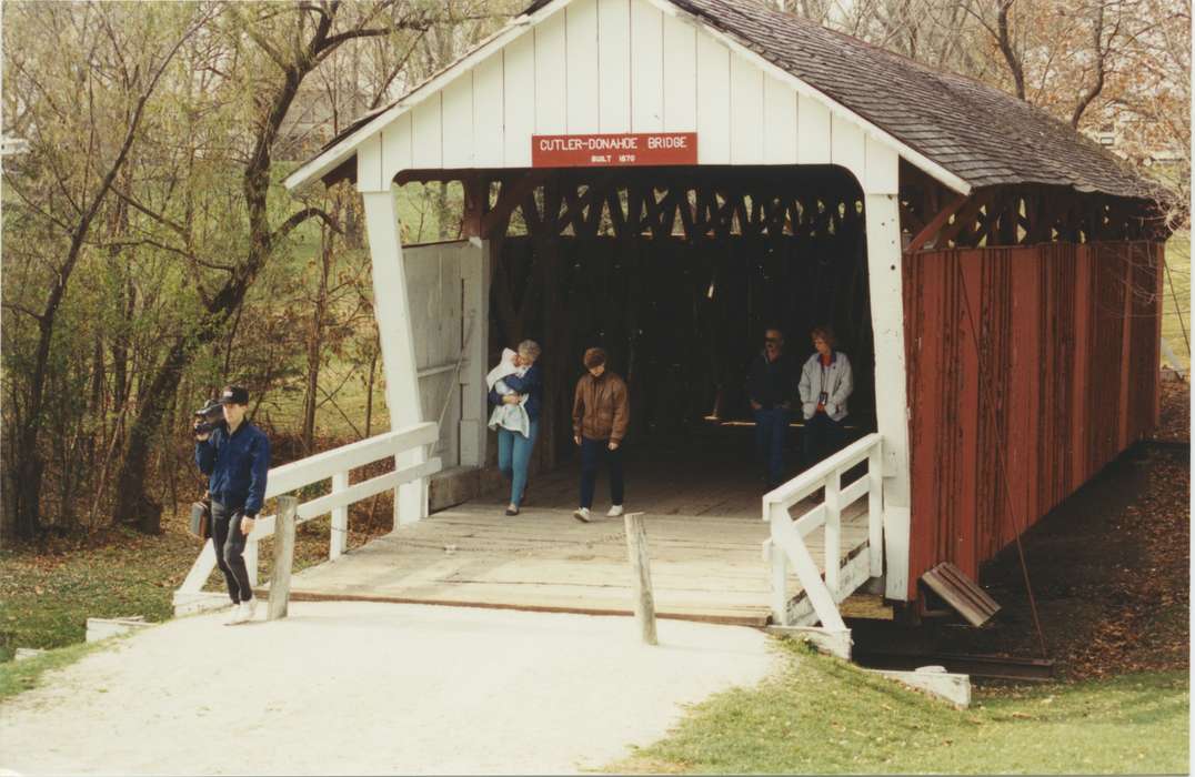 Travel, history of Iowa, Waytenick, Dave and Karen, video, camera, bridge, covered bridge, Iowa, Madison, IA, Iowa History, Leisure