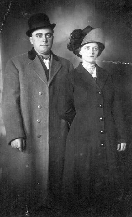 Portraits - Group, hats, Iowa, couple, Marshalltown, IA, bowler hat, hat, coat, Families, bowtie, grandfather, grandparents, Flathers, Claudia, history of Iowa, grandma, Iowa History