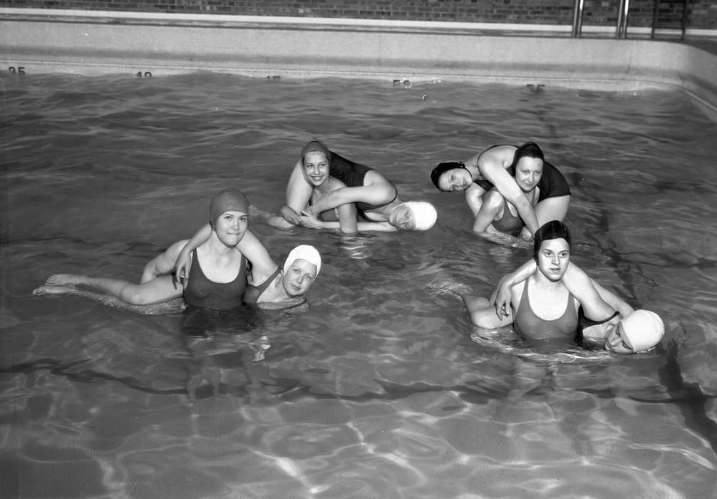 Portraits - Group, Iowa History, Iowa, Schools and Education, university of northern iowa, iowa state teachers college, pool, uni, UNI Special Collections & University Archives, swimming cap, Cedar Falls, IA, history of Iowa