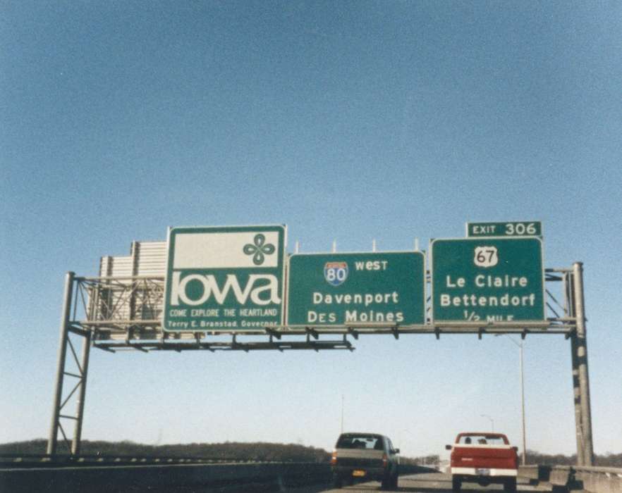 Travel, interstate, history of Iowa, pickup truck, highway, IA, Iowa History, Motorized Vehicles, mississippi river, Iowa, welcome to iowa, Darland, Robin