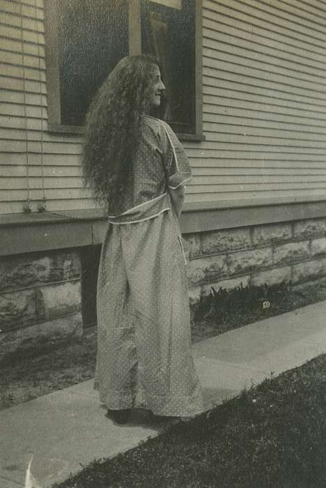 IA, Iowa, LeQuatte, Sue, hairstyle, Portraits - Individual, hair, history of Iowa, Iowa History