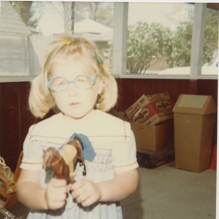 history of Iowa, Iowa History, toy, Reinbeck, IA, glasses, Iowa, Children, Homes, box, East, Lindsey