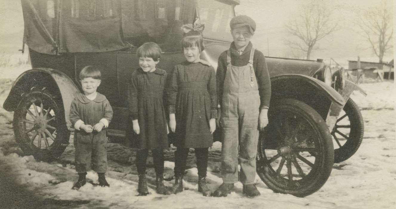 Portraits - Group, Postville, IA, Iowa, Children, car, Peck, Dona, Winter, history of Iowa, Motorized Vehicles, Iowa History