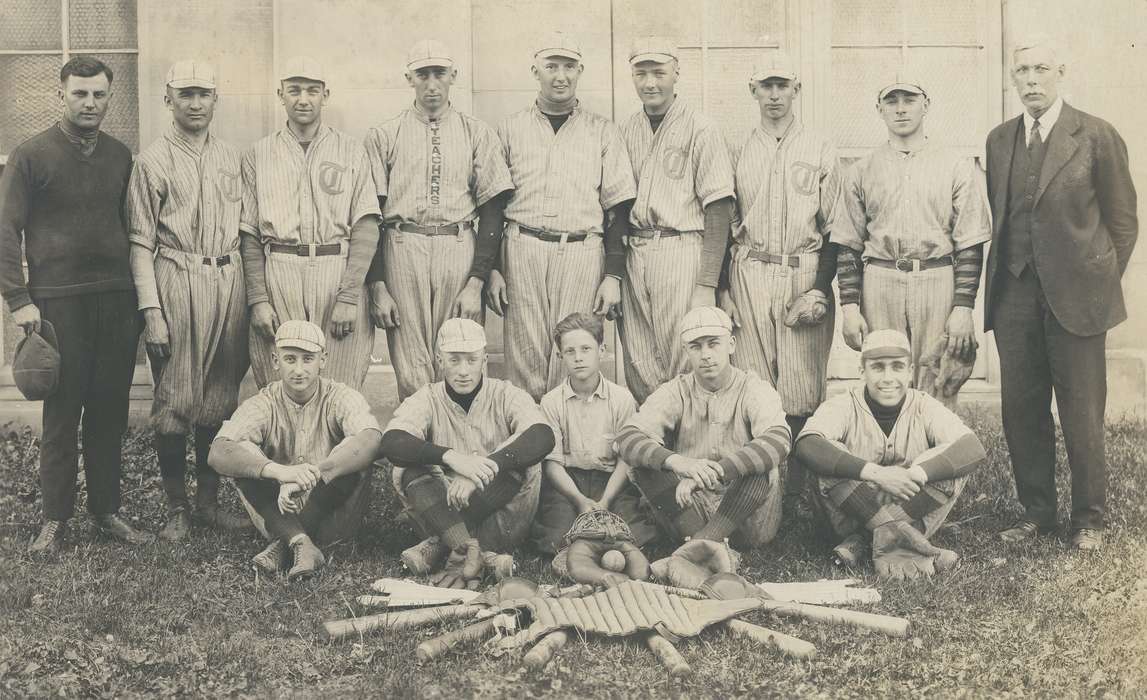 Portraits - Group, Cedar Falls, IA, history of Iowa, University of Northern Iowa Museum, Iowa History, uni, iowa state teachers college, college sports, baseball, baseball bat, Iowa, Schools and Education, Sports, university of northern iowa