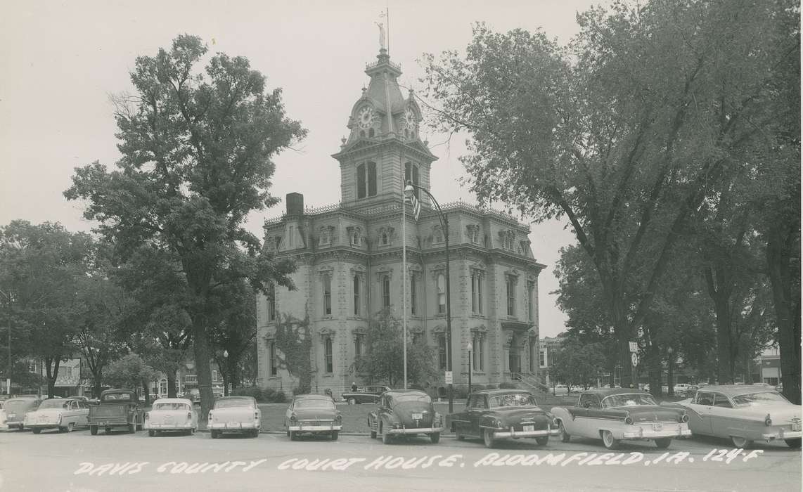 car, Cities and Towns, Iowa History, Iowa, Motorized Vehicles, courthouse, Main Streets & Town Squares, Dean, Shirley, Bloomfield, IA, history of Iowa