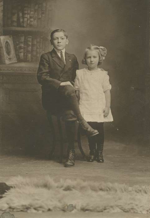 history of Iowa, Iowa History, IA, girl, Geis, John, siblings, Iowa, boy, Children