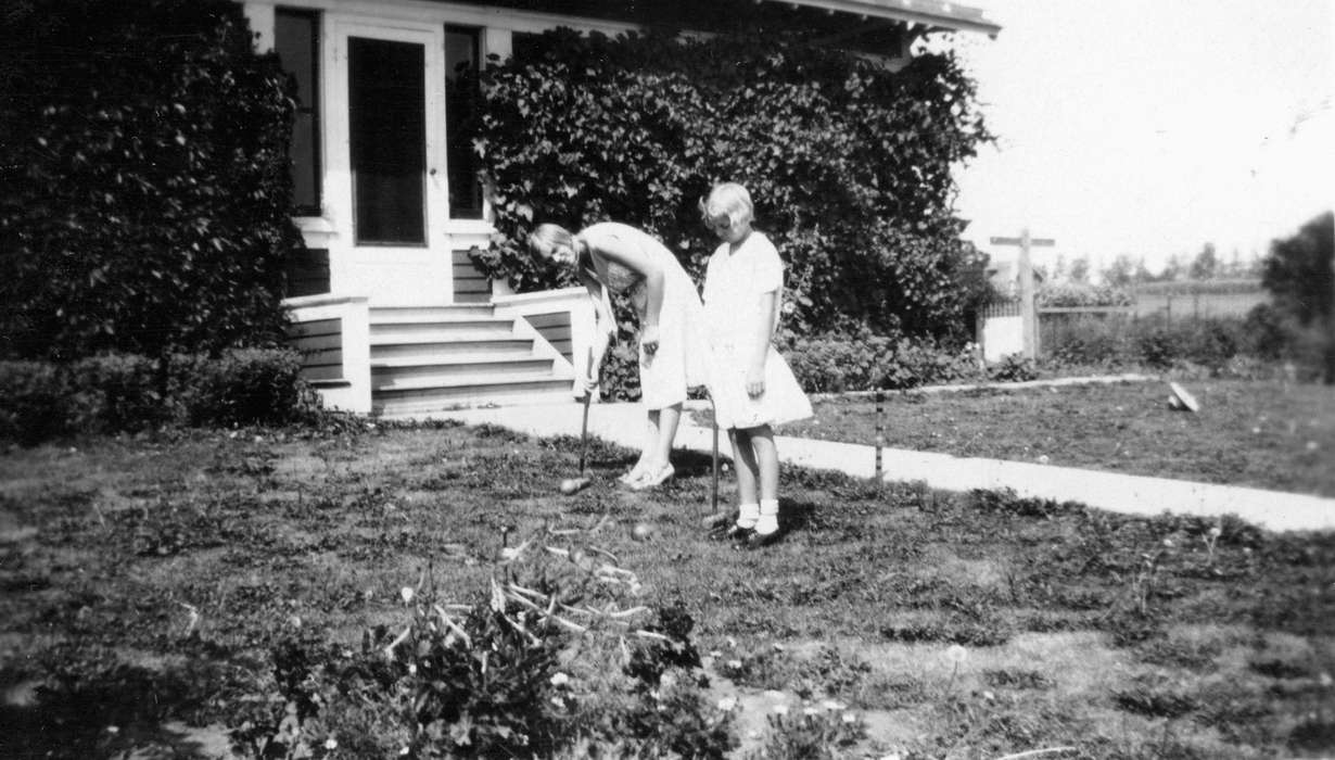 Iowa, socks, mother, Walker, Erik, croquet, Leisure, Homes, dress, history of Iowa, Cedar Falls, IA, women, daughter, Iowa History