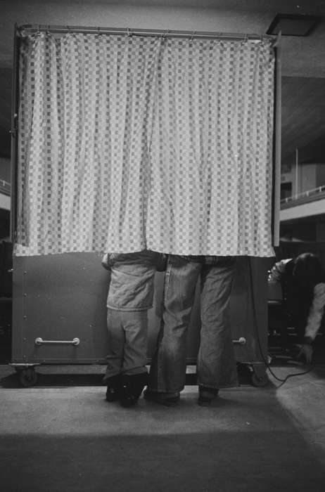 Civic Engagement, Ottumwa, IA, vote, history of Iowa, Lemberger, LeAnn, jeans, Iowa, poling place, curtain, Children, Iowa History, booth