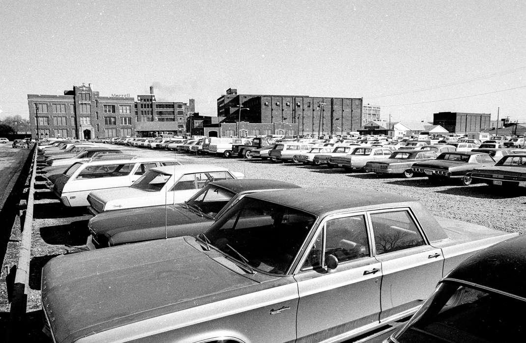 history of Iowa, meat packing plant, Ottumwa, IA, Iowa History, Motorized Vehicles, Businesses and Factories, car, parking lot, Iowa, Lemberger, LeAnn