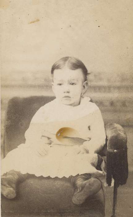 history of Iowa, Iowa History, girl, Olsson, Ann and Jons, Council Bluffs, IA, Iowa, painted backdrop, dress, carte de visite, toddler, Portraits - Individual