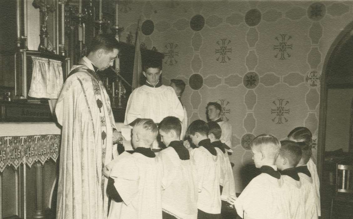 Alton, IA, catholic, Iowa History, history of Iowa, priest, altar, Forkenbrock, Lois, Iowa, Children, Religion