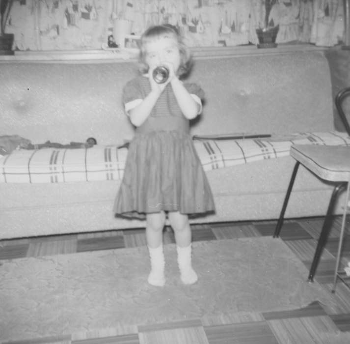 Iowa History, Children, Iowa, history of Iowa, Portraits - Individual, Homes, Iowa Falls, IA, living room, couch, Sprau, Leanne