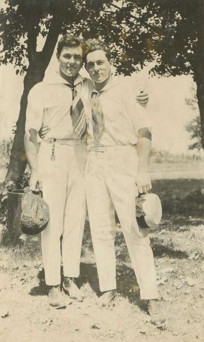 Portraits - Group, Iowa Falls, IA, history of Iowa, Iowa, Mortenson, Jill, Iowa History, brothers