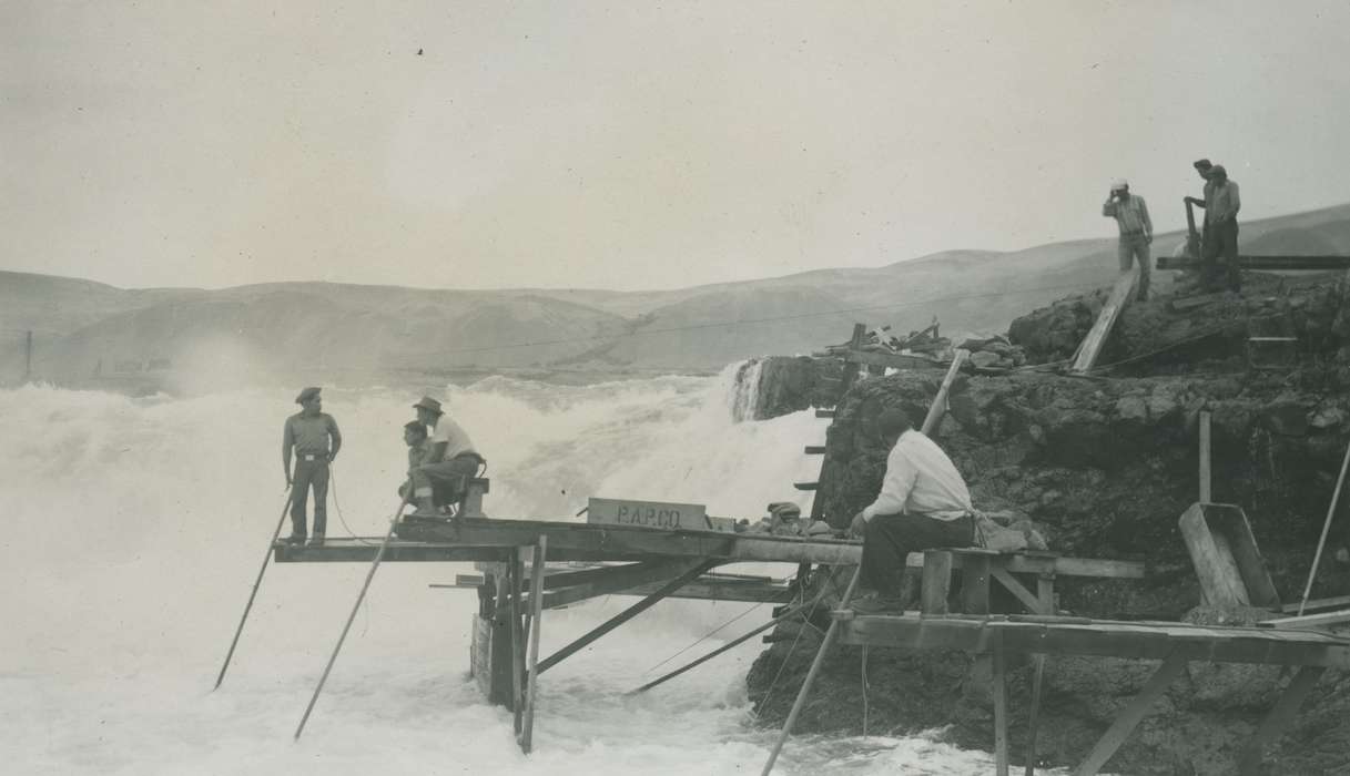 waterfall, Travel, Iowa, indigenous, native american, first nation, wasco-wishram, Iowa History, McMurray, Doug, chinook, People of Color, Lakes, Rivers, and Streams, Labor and Occupations, history of Iowa, chinook salmon, Kennewich, WA