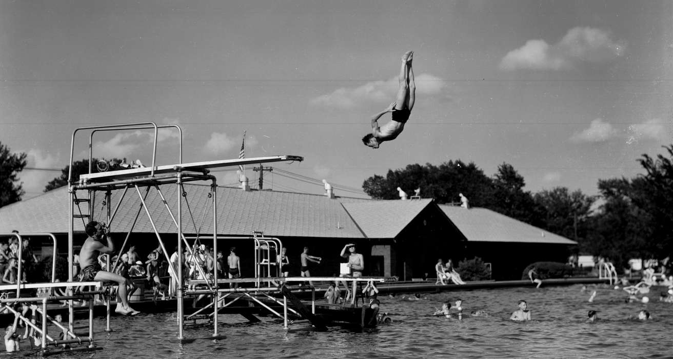 history of Iowa, swimmer, Ottumwa, IA, Entertainment, Iowa History, Lemberger, LeAnn, swimming pool, diver, diving board, Cities and Towns, Iowa, Children, Leisure, Outdoor Recreation