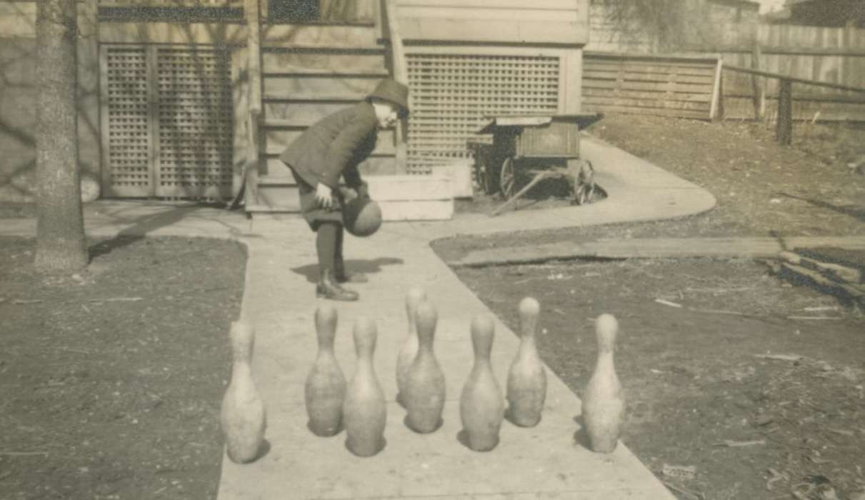 bowling, Moline, IL, bowling ball, Iowa History, Leisure, Children, Iowa, Pratt, Marsha, bowling pins, history of Iowa, Homes, cart