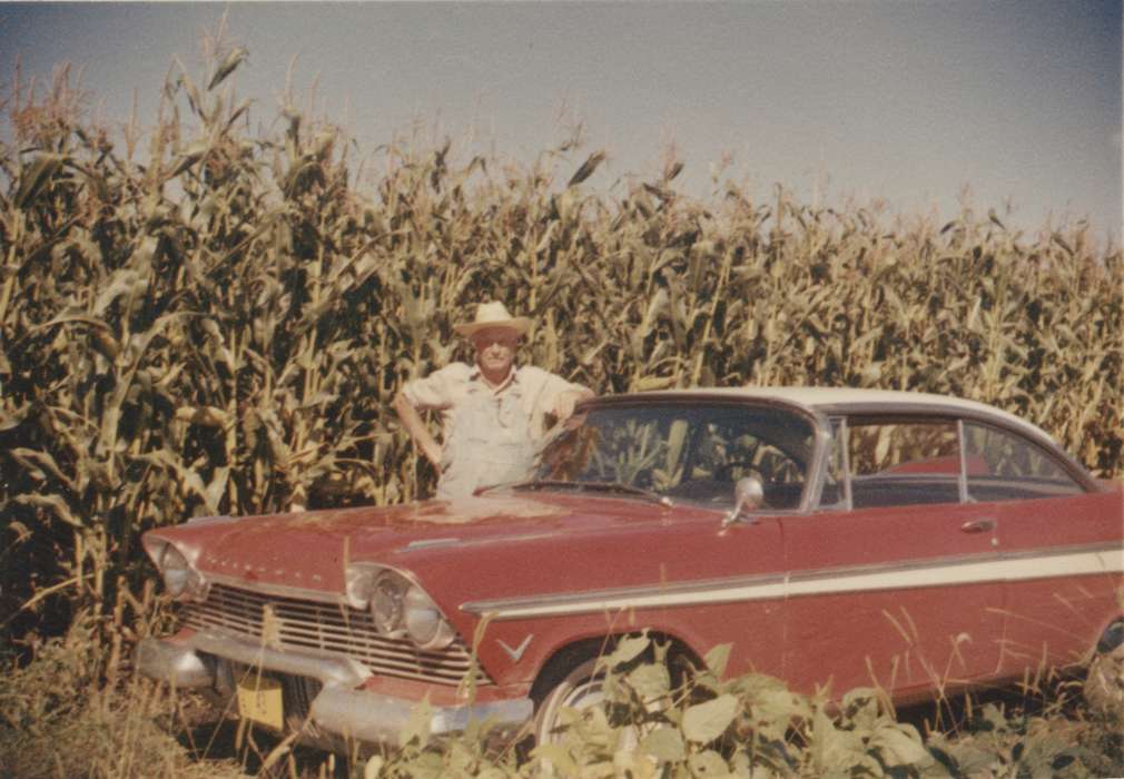 hat, Yezek, Peter, corn, car, St. Ansgar, IA, Iowa, Motorized Vehicles, Iowa History, plymouth, crops, Farms, farmer, history of Iowa