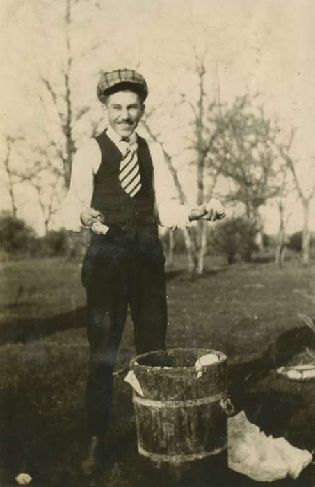 history of Iowa, Iowa History, Mortenson, Jill, bucket, Macey, IA, tie, Iowa, Portraits - Individual