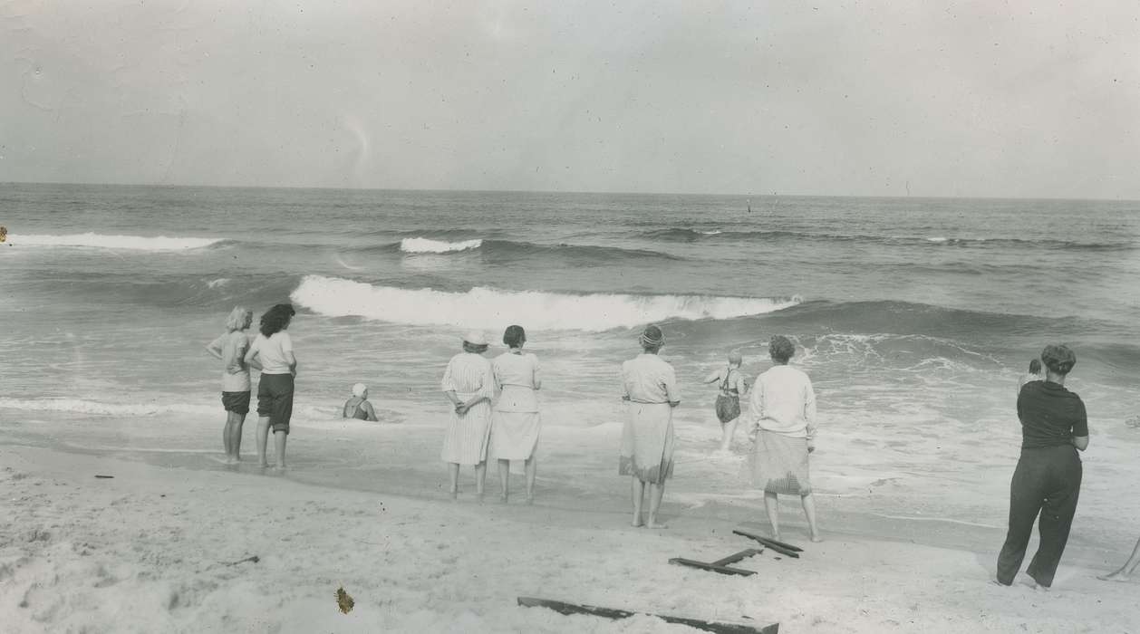 Barnegat, NJ, ocean, Iowa History, Leisure, McMurray, Doug, Iowa, history of Iowa, atlantic ocean, sand, beach, swimmer, swimming suit, Travel