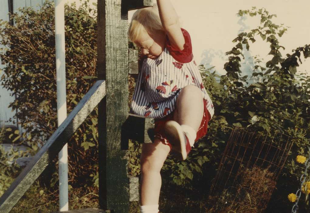 playground, history of Iowa, Iowa History, bush, Entertainment, Reinbeck, IA, Iowa, Children, East, Lindsey