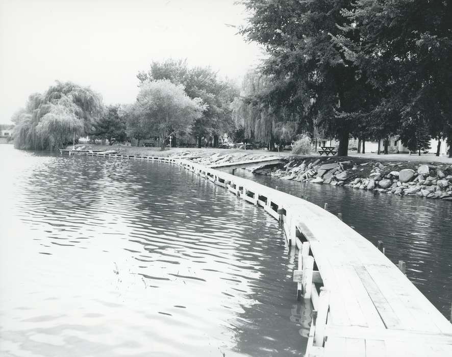 riverbank, Waverly Public Library, history of Iowa, Iowa History, trees, river, Iowa, dock, Landscapes, boardwalk, park