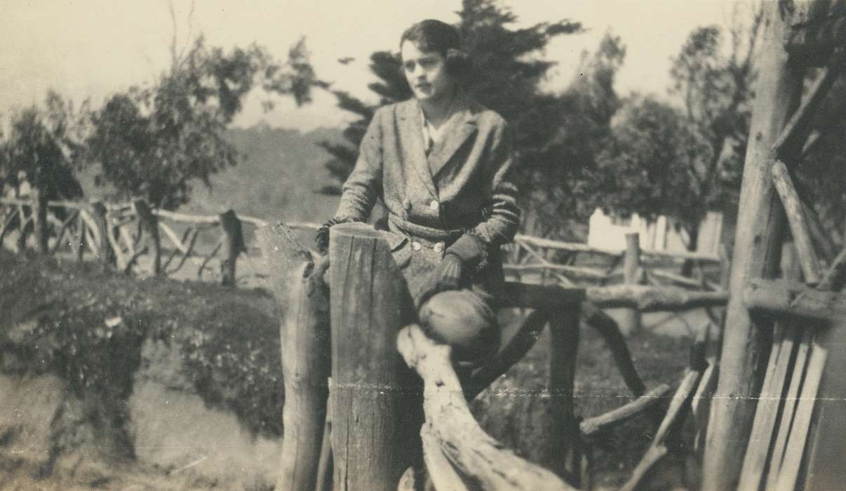 Portraits - Individual, history of Iowa, woman, Waverly Public Library, Iowa, fence, wooden fence, Iowa History, correct date needed