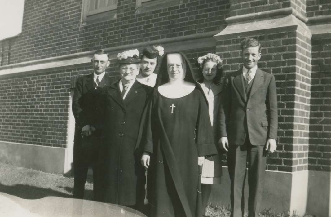 Iowa History, Iowa, history of Iowa, Portraits - Group, Forkenbrock, Lois, Colesburg, IA, Religion, nun