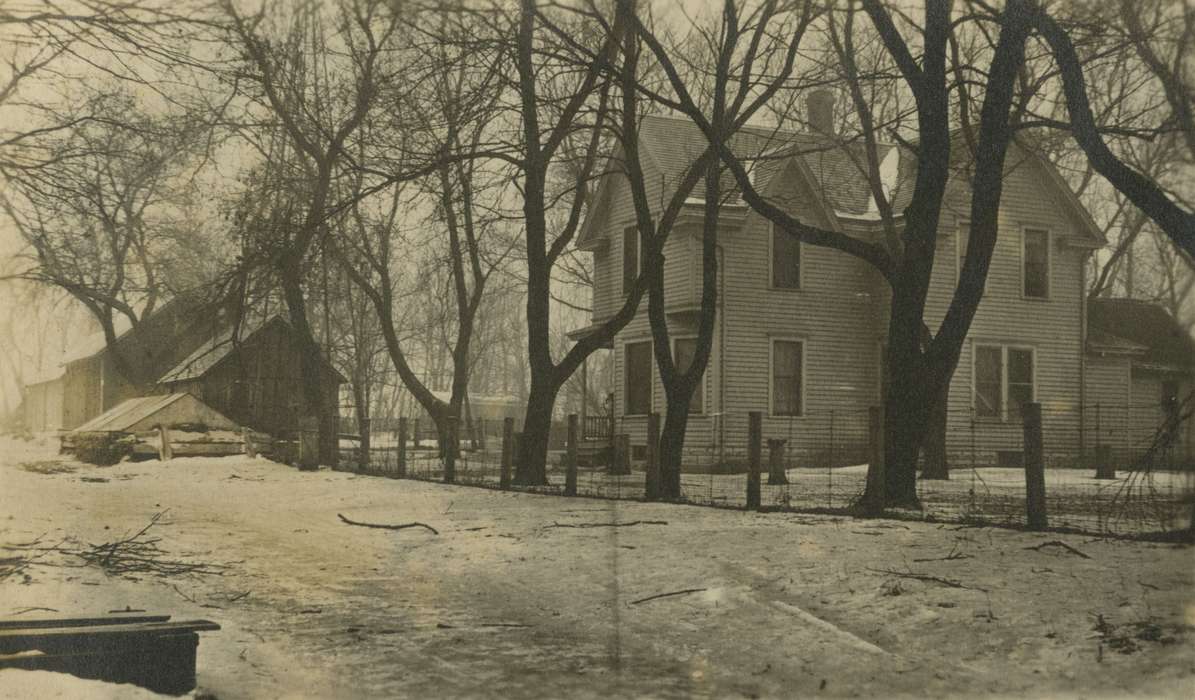 Macey, IA, Homes, history of Iowa, snow, Mortenson, Jill, Iowa, house, Iowa History