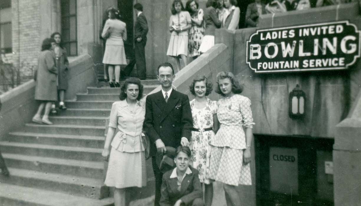 Portraits - Group, history of Iowa, Guild, Allison, IA, Iowa History, Iowa, Cities and Towns, Leisure, bowling