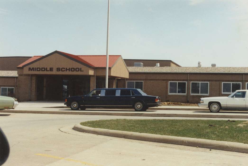 Iowa, middle school, Schools and Education, Kagemann, Christina, limo, cadillac, history of Iowa, DeWitt, IA, rolls royce, Motorized Vehicles, Iowa History