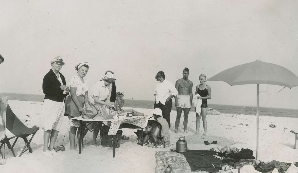 Portraits - Group, Travel, history of Iowa, Barnegat, NJ, Iowa History, picnic, Animals, Lakes, Rivers, and Streams, umbrella, beach, Iowa, McMurray, Doug, Food and Meals, dog