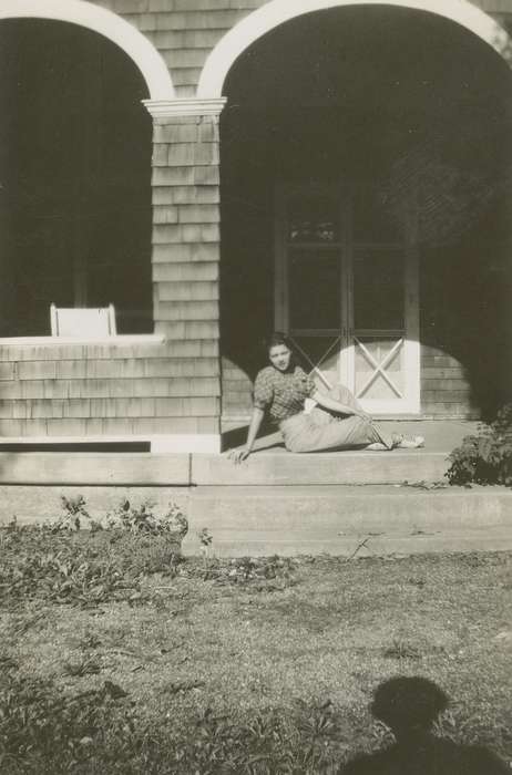 porch, Council Bluffs, IA, Iowa, Homes, Portraits - Individual, Campopiano Von Klimo, Melinda, history of Iowa, Iowa History