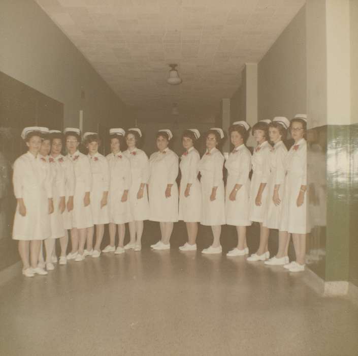 Portraits - Group, graduation, hallway, Iowa History, Iowa, Schools and Education, USA, nurse, Hospitals, nurses, history of Iowa, Spilman, Jessie Cudworth