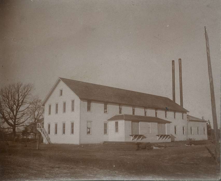 history of Iowa, Iowa History, Businesses and Factories, Waverly, IA, building, Iowa, correct date needed, Waverly Public Library