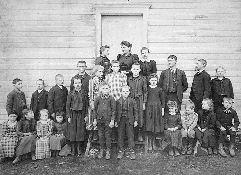 Portraits - Group, Cedar Falls, IA, history of Iowa, Iowa History, Fabos, Bettina, Iowa, classmates, Children, Schools and Education, school