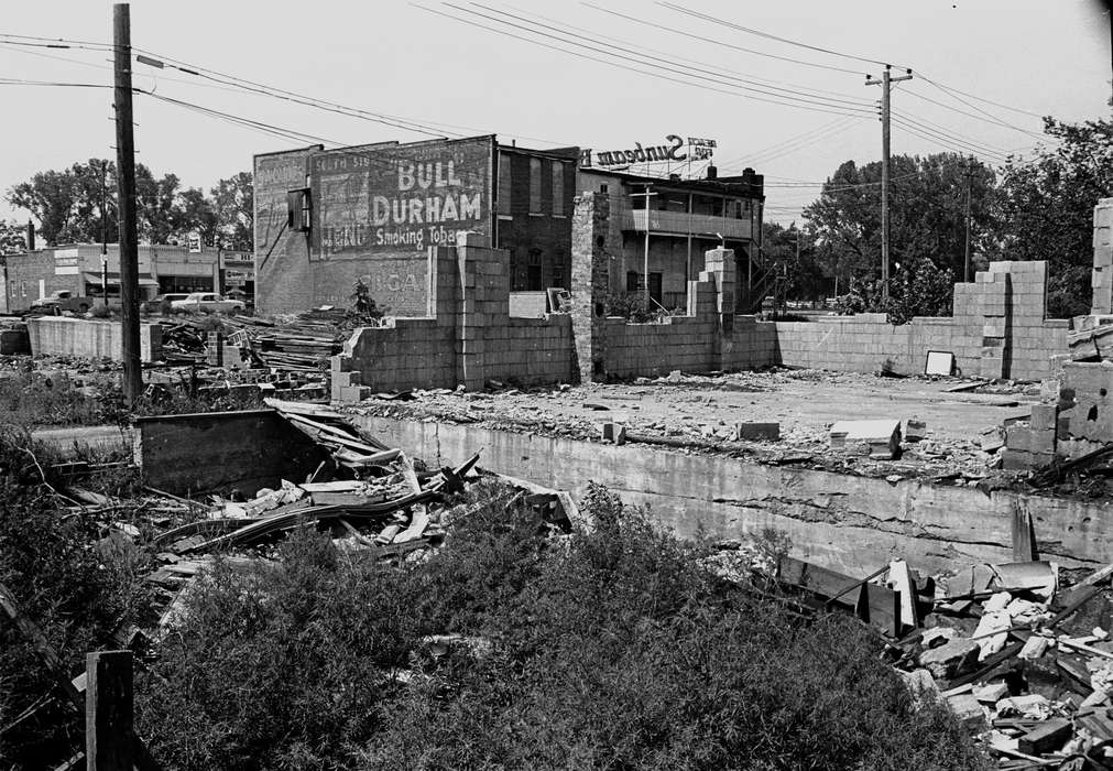 Iowa, construction, Ottumwa, IA, brick, tobacco, store, bull durham, Lemberger, LeAnn, balcony, Cities and Towns, Businesses and Factories, history of Iowa, Iowa History