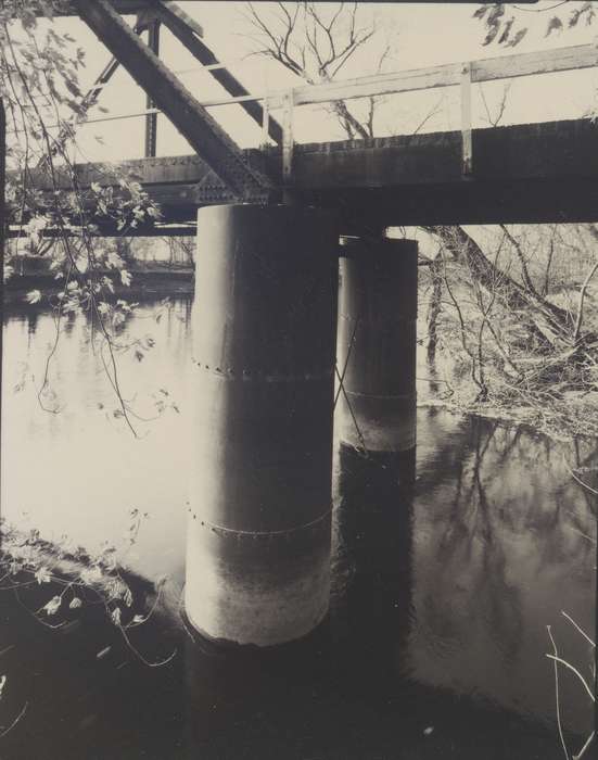 nature, history of Iowa, Waverly Public Library, Waverly, IA, Iowa, river, Iowa History, Lakes, Rivers, and Streams, bridge