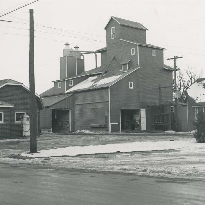 Iowa History, store, telephone pole, Waverly Public Library, Iowa, history of Iowa, Businesses and Factories, gas pump, correct date needed, brick building, Winter, Waverly, IA, snow