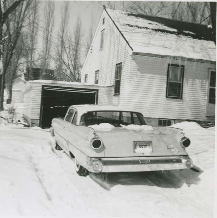 Alton, IA, car, Cities and Towns, Iowa History, Iowa, Motorized Vehicles, Forkenbrock, Lois, snow, history of Iowa, Winter