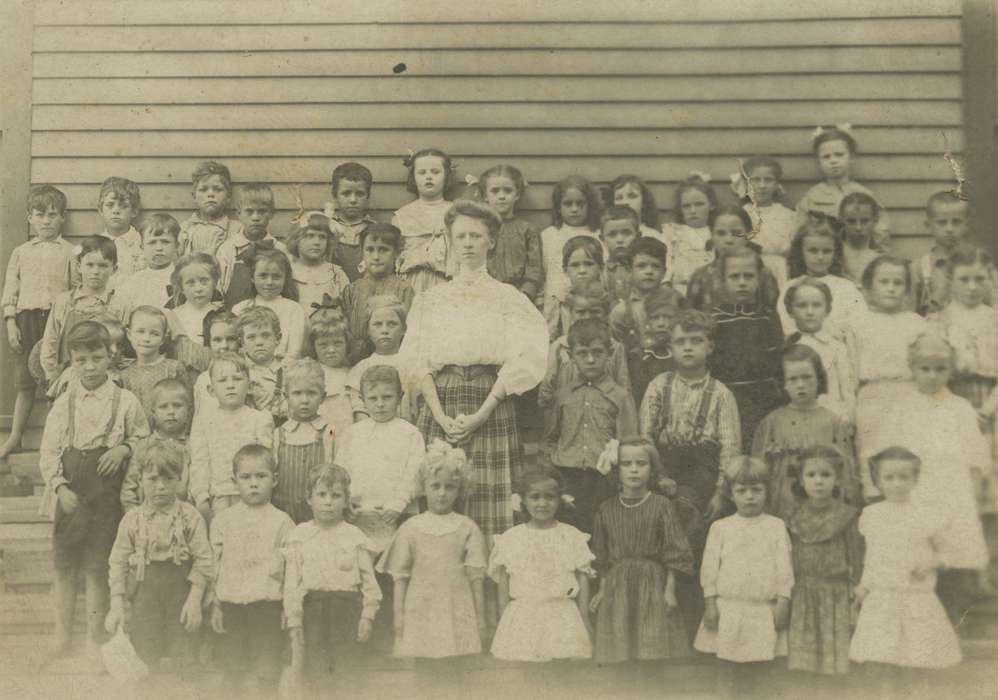 Portraits - Group, Iowa, Schools and Education, Children, Stater, Connie, teacher, school, history of Iowa, Cincinnati, IA, Iowa History