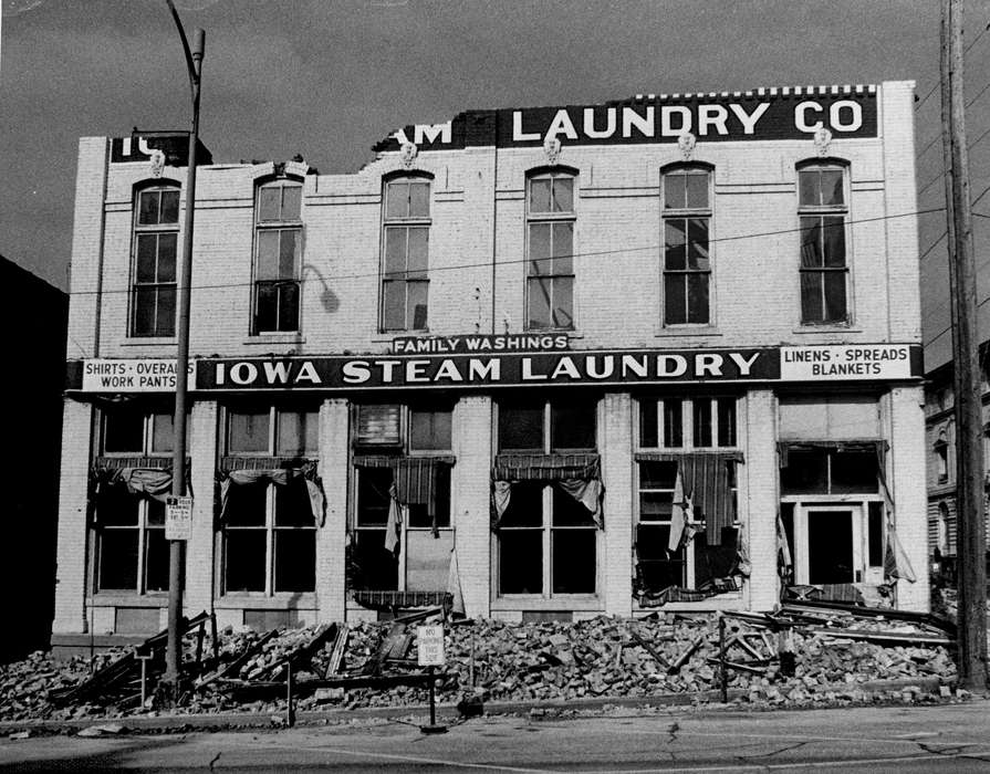 Businesses and Factories, street light, storefront, Cities and Towns, Iowa History, Iowa, laundry, Lemberger, LeAnn, Ottumwa, IA, destruction, history of Iowa, sign