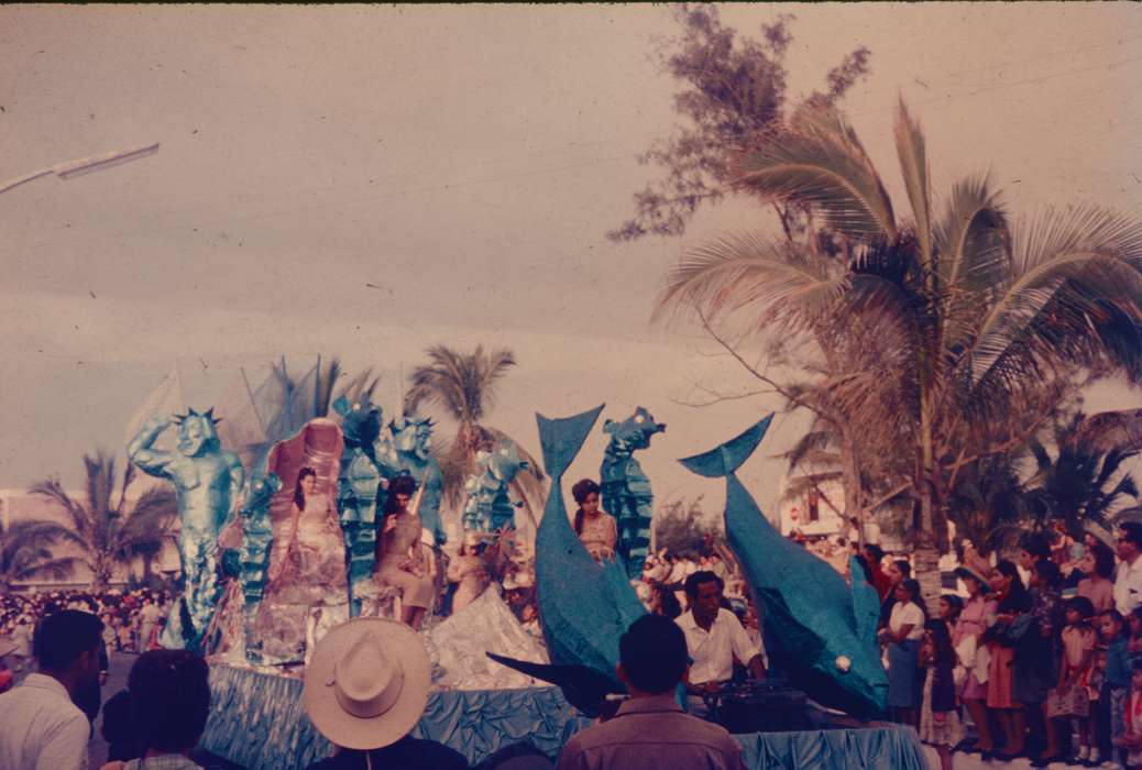 history of Iowa, Iowa, parade, Harken, Nichole, Fairs and Festivals, Iowa History